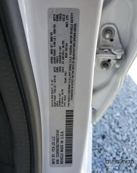 2022 Ram 1500 Big Horn/Lone Star z USA, uszkodzony, nr VIN 1C6RREBG7NN274141